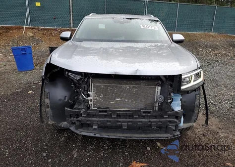 2020 Volkswagen Atlas Cross Sport Sel Premium R-Line z USA, uszkodzony, nr VIN 1V2TE2CA3LC212438